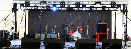depositphotos_58921261-stock-photo-an-empty-stage-before-the