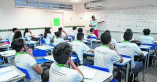 Governo suspende aulas presenciais até maio nas escolas e ...